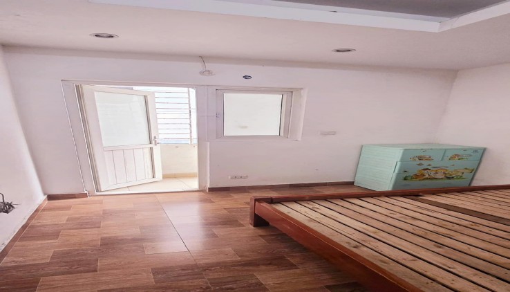 Cho thuê căn hộ mini tầng 3 Trần Bình, Cầu Giấy 50m2, 2 ngủ, 7 Triệu vào ngay